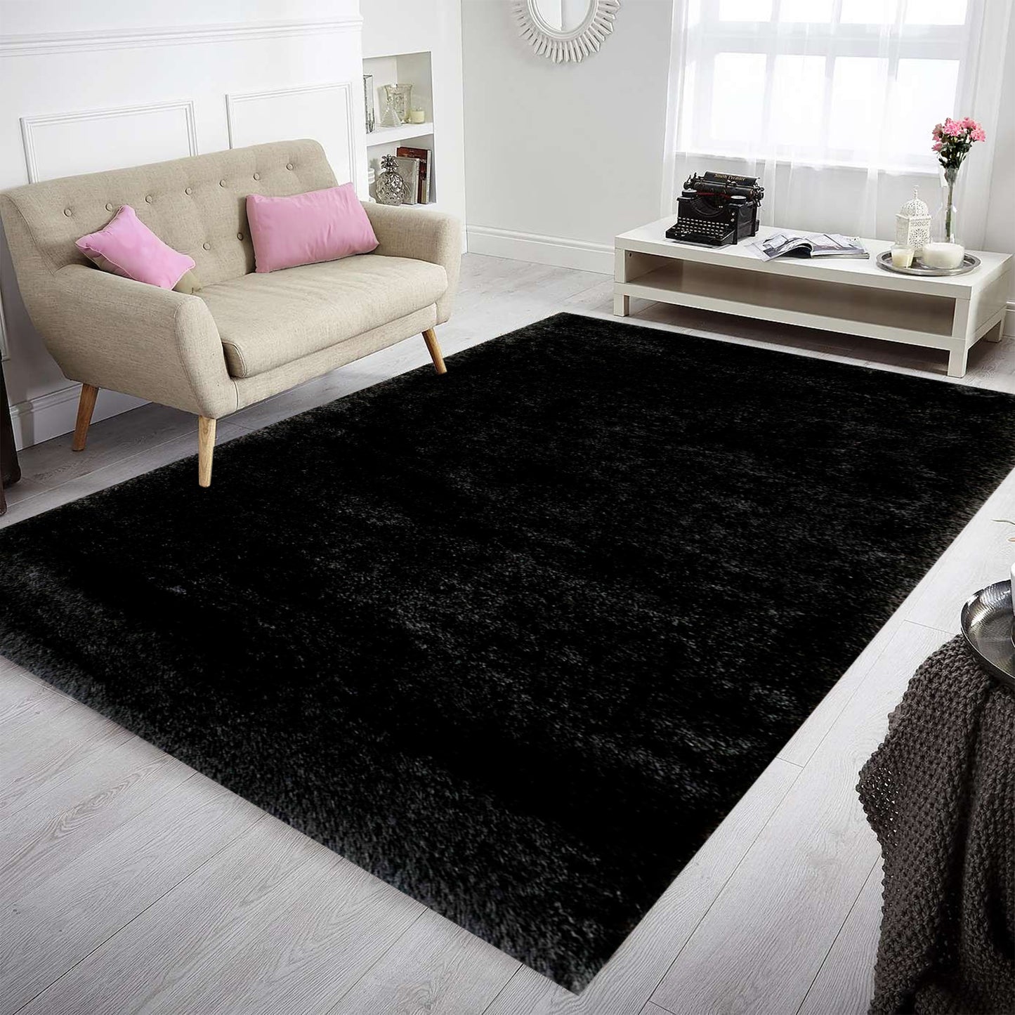 Covor Fir Lung Matase Negru