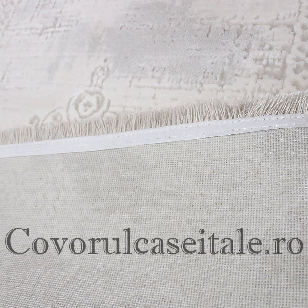 Covor Acrilic Baroc cu Franjuri bej- alb Cod 08357A