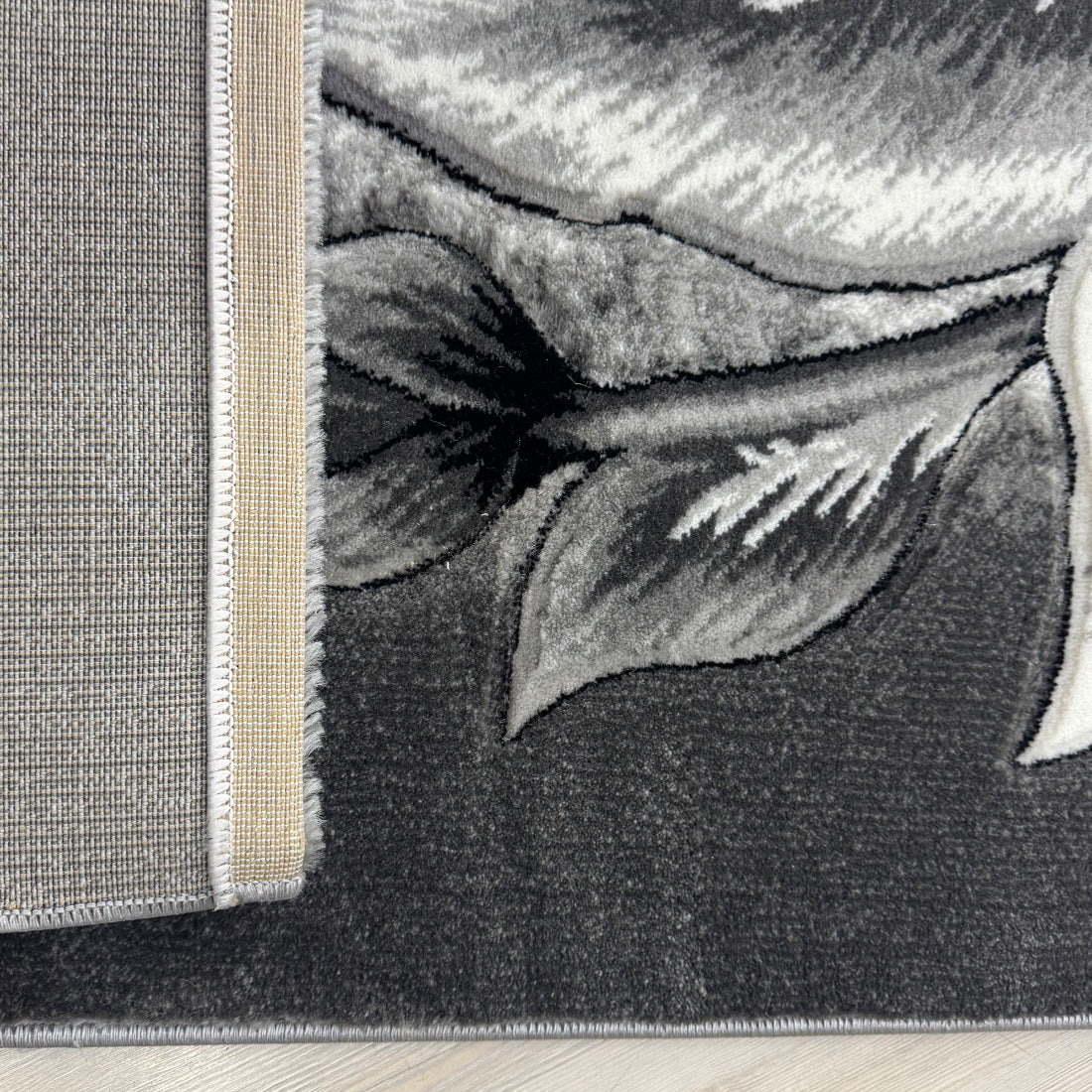 Covor Living model Floral, Gri, Crem, Alb Fir Scurt